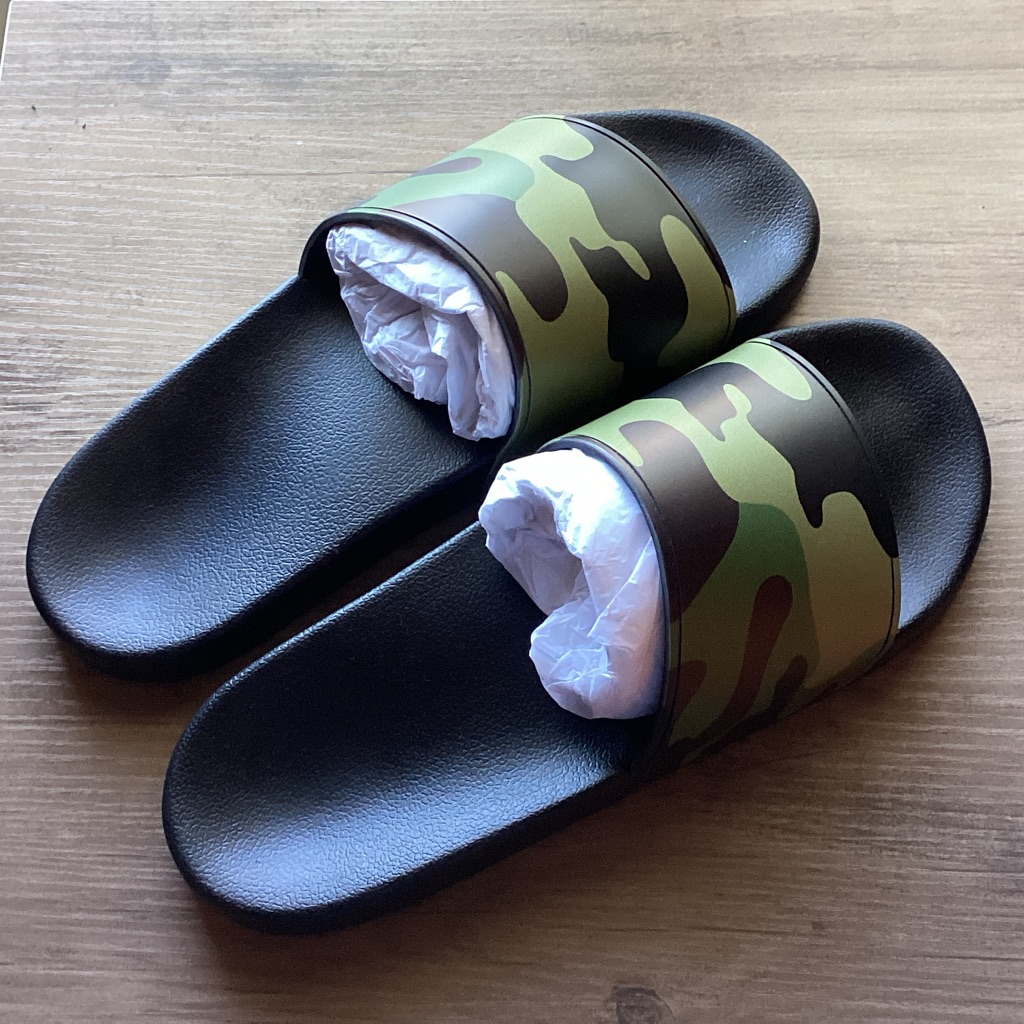 Nwt Burberry Farley Camo Slides In Mangrove Green